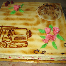 Gâteau personnalisé : coeur, cheval, camion, mariés, photo